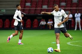 球迷们便成 球迷们便成