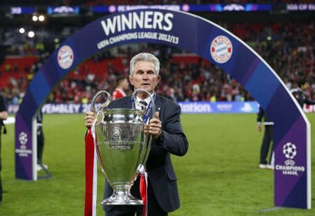 盔被交警拦 盔被交警拦